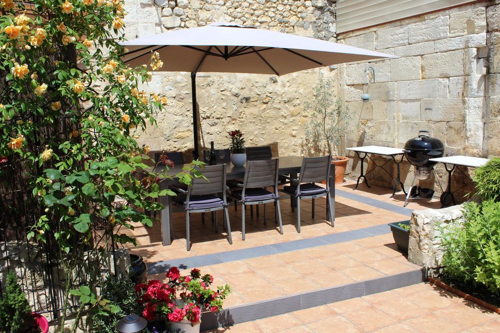 Le Patio Chambres Et Tables D'Hotes La Tour-Blanche Exterior photo
