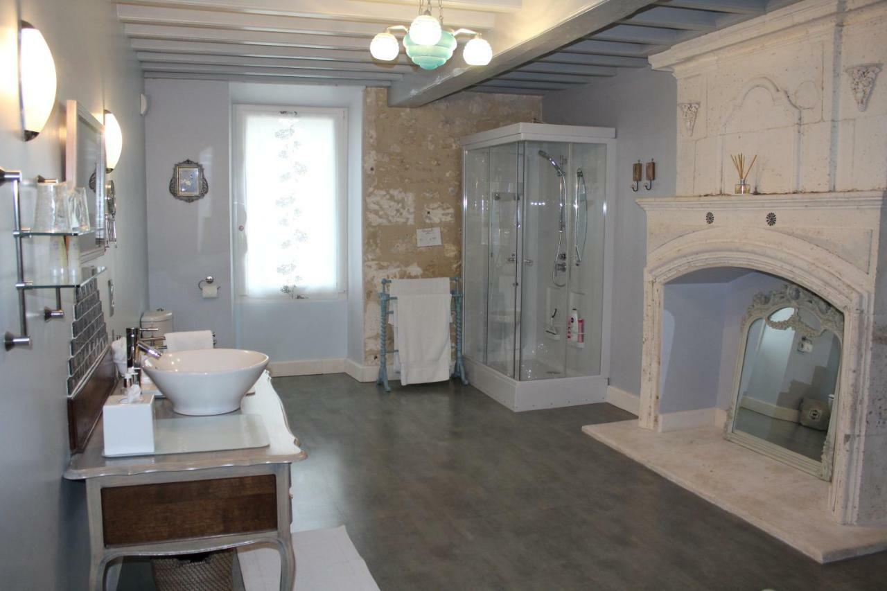 Le Patio Chambres Et Tables D'Hotes La Tour-Blanche Exterior photo